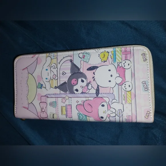 Sanrio Wallet - Picture 3 of 3